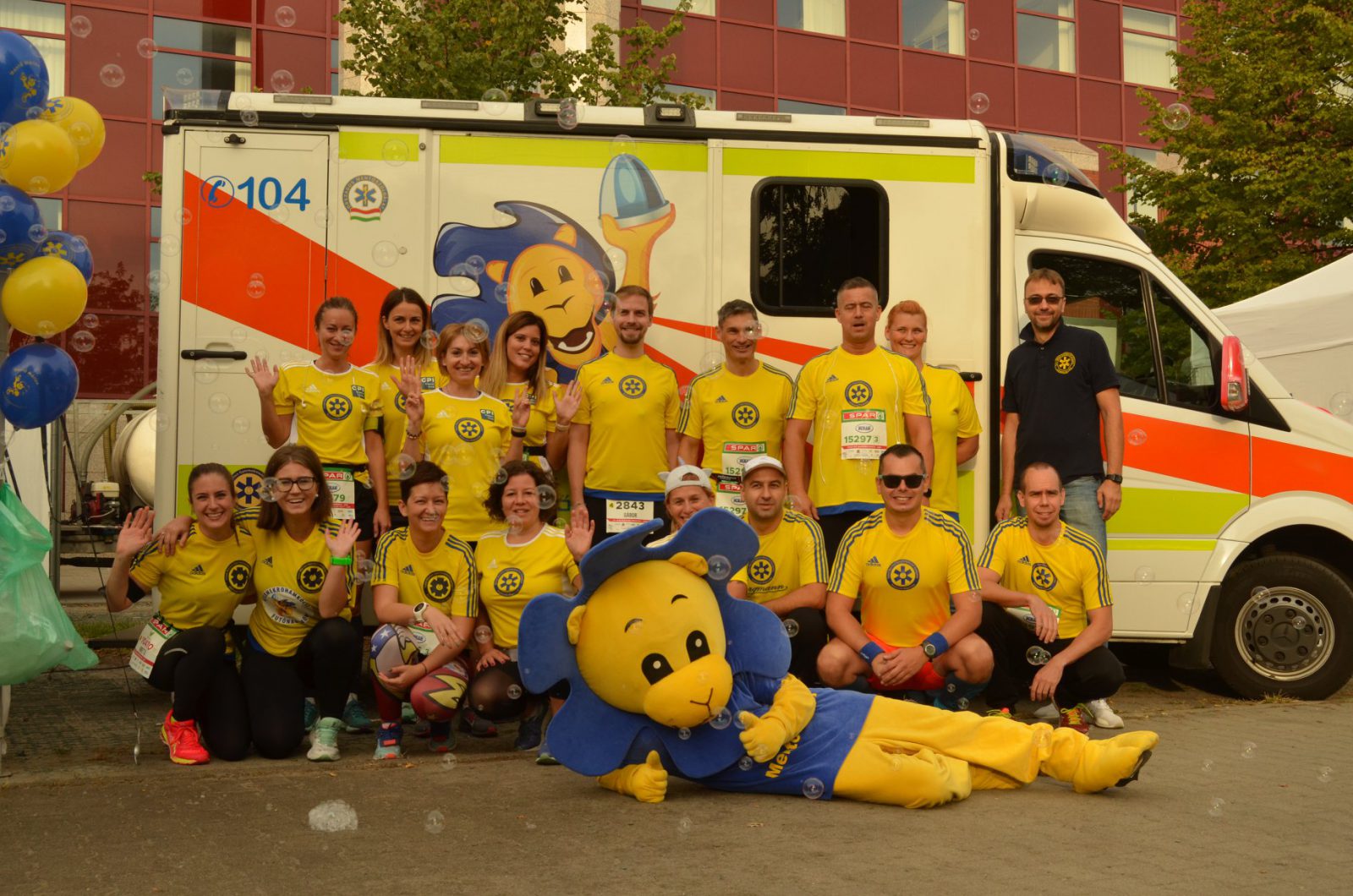 gyermekrohamkocsi futonagykovetek